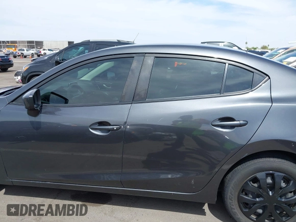 2015 Mazda 3 i Sport z VIN 3MZBM1U73FM190390, wystawiony jako IAAI lot #42235160 z przebiegiem 156 539 mil mil oraz . Historia ofert i sprzedaży dostępna na DreamBid. Obrazek 14.