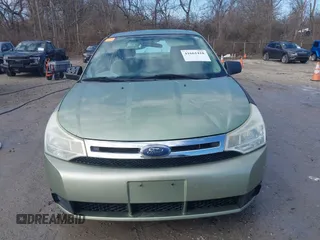 2008 Ford Focus SE with VIN 1FAHP33N08W140376, listed as a IAAI auction lot 41661418 with 174,630 mi miles. Bid and sale history available at carsss.com. Image 12.