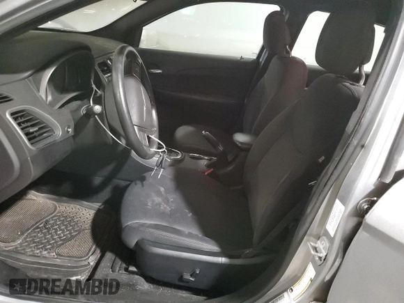 2014 Chrysler 200 LX with VIN 1C3CCBAGXEN157688, listed as a Copart auction lot 73308514 with 89,715 mi miles and Salvage Title. Bid and sale history available at carsss.com. Image 7.