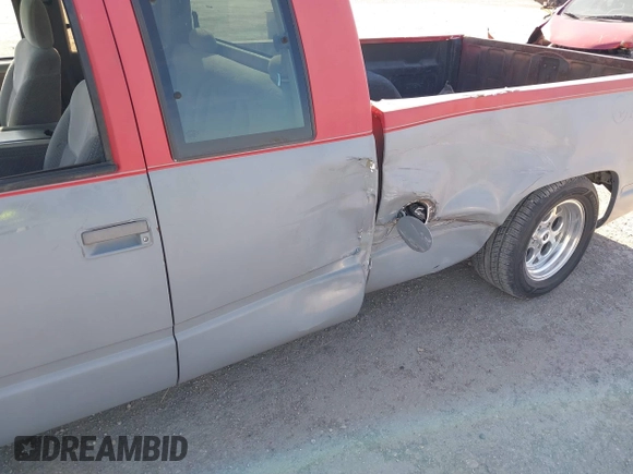 1998 Chevrolet Silverado 1500 with VIN 2GCEC19M8W1262449, listed as a IAAI auction lot 41381266 with 167,930 mi miles and . Bid and sale history available at DreamBid. Image 6.