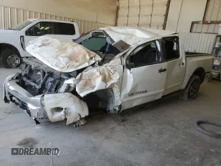 2015 Nissan Titan SV z VIN 1N6BA0ED9FN515167, wystawiony jako Copart lot #68361384 z przebiegiem 107 630 mil mil oraz Szkoda całkowita • Salvage title. Historia ofert i sprzedaży dostępna na DreamBid. Obrazek 1.