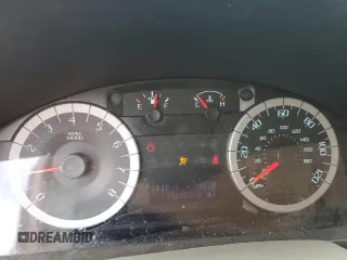 2010 Ford Escape XLT с VIN 1FMCU0D72AKD21676, выставлен на аукционе Copart как лот 55268255 с пробегом 172 355 миль миль и Списание • Salvage title. История ставок и продаж доступна на DreamBid. Изображение 9.