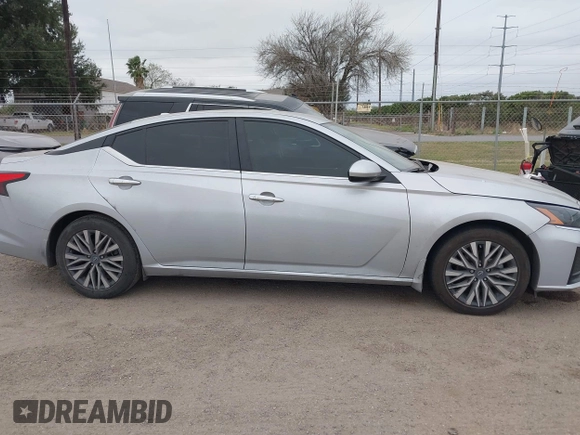 2023 Nissan Altima 2.5 SV with VIN 1N4BL4DV7PN399537, listed as a IAAI auction lot 41566340 with 46,809 mi miles. Bid and sale history available at carsss.com. Image 13.