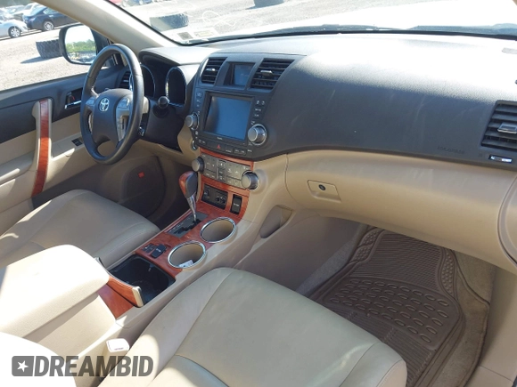 2009 Toyota Highlander Limited with VIN JTEES42A392125701, listed as a IAAI auction lot 42551353 with 78,787 mi miles and . Bid and sale history available at DreamBid. Image 5.