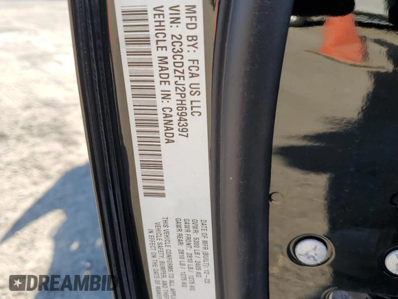 2023 Dodge Challenger R/T Scat Pack Widebody z VIN 2C3CDZFJ2PH694397, wystawiony jako Copart lot #85464614 z przebiegiem 15 843 mil mil oraz Szkoda całkowita • Salvage title. Historia ofert i sprzedaży dostępna na DreamBid. Obrazek 14.