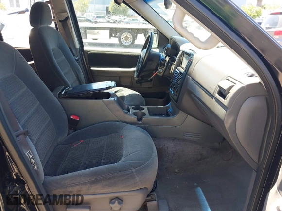 2002 Ford Explorer XLT with VIN 1FMZU73K92UD34066, listed as a IAAI auction lot 42228958 with 198,594 mi miles and . Bid and sale history available at DreamBid. Image 5.
