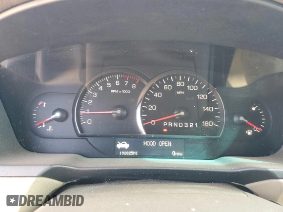 2006 Cadillac DTS 1SB z VIN 1G6KD57Y66U101604, wystawiony jako Copart lot #49918215 z przebiegiem 192 825 mil mil oraz Czysty tytuł • Clean title. Historia ofert i sprzedaży dostępna na DreamBid. Obrazek 9.