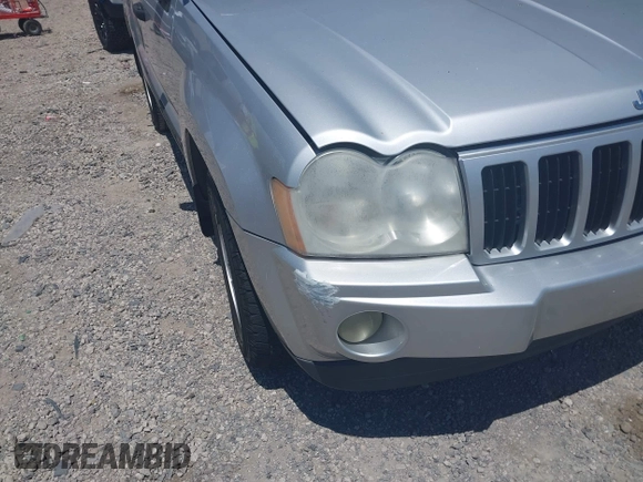 2005 Jeep Grand Cherokee Laredo with VIN 1J4HR48N05C540139, listed as a IAAI auction lot 42813549 with 134,908 mi miles and . Bid and sale history available at DreamBid. Image 6.