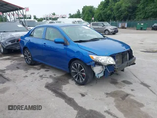 2010 Toyota Corolla z VIN 2T1BU4EE4AC503045, wystawiony jako IAAI lot #42351498 z przebiegiem 133 249 mil mil oraz . Historia ofert i sprzedaży dostępna na DreamBid. Obrazek 1.