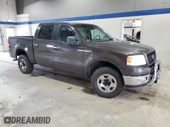 2005 Ford F-150 XLT with VIN 1FTPW14585KE20271, listed as a Copart auction lot 53147585 with 205,820 mi miles and Clean Title. Bid and sale history available at carsss.com. Image 4.