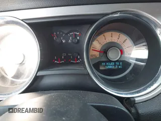 2011 Ford Mustang V6 с VIN 1ZVBP8EM6B5156965, выставлен на аукционе IAAI как лот 42600093 с пробегом 165 868 миль миль и . История ставок и продаж доступна на DreamBid. Изображение 7.
