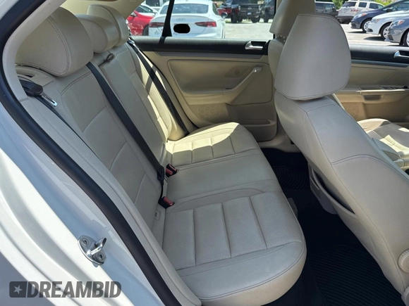 2010 Volkswagen Jetta Limited Edition with VIN 3VWRZ7AJ5AM119316, listed as a Copart auction lot 64616245 with 115,073 mi miles and Clean title. Bid and sale history available at DreamBid. Image 6.