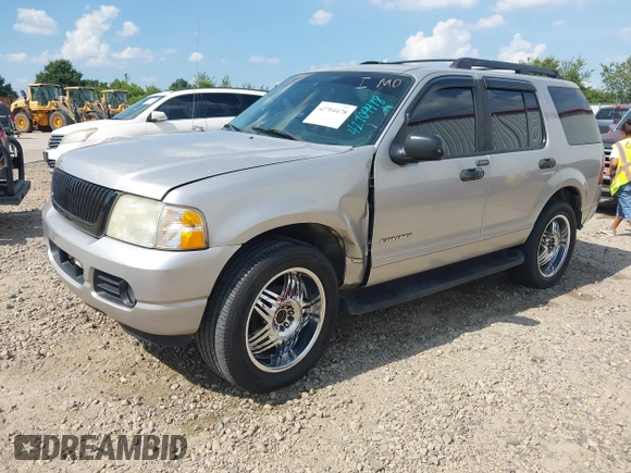 2005 Ford Explorer XLT with VIN 1FMZU73E35UB63135, listed as a IAAI auction lot 42704478 with 294,831 mi miles and . Bid and sale history available at DreamBid. Image 2.