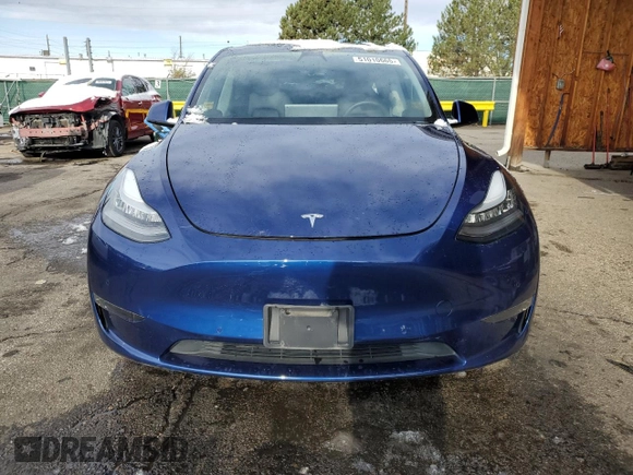 2020 Tesla Model Y Long Range z VIN 5YJYGDEE8LF029553, wystawiony jako Copart lot #51010665 z przebiegiem 42 877 mil mil oraz Szkoda całkowita • Salvage title. Historia ofert i sprzedaży dostępna na DreamBid. Obrazek 5.