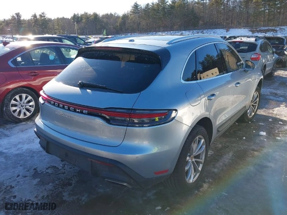 2024 Porsche Macan with VIN WP1AA2A57RLB01859, listed as a IAAI auction lot 41617735 with 22,175 mi miles. Bid and sale history available at carsss.com. Image 4.