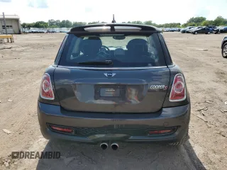 2012 MINI Hardtop S with VIN WMWSV3C53CTY25517, listed as a Copart auction lot 62315535 with 50,680 mi miles and Salvage title. Bid and sale history available at DreamBid. Image 6.