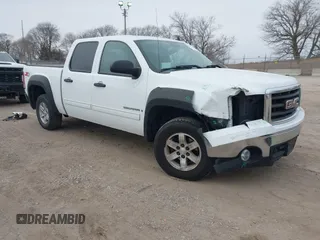 2008 GMC Sierra 1500 SLE1 with VIN 3GTEK13J58G239156, listed as a IAAI auction lot 41557143 with 173,171 mi miles. Bid and sale history available at carsss.com. Image 1.