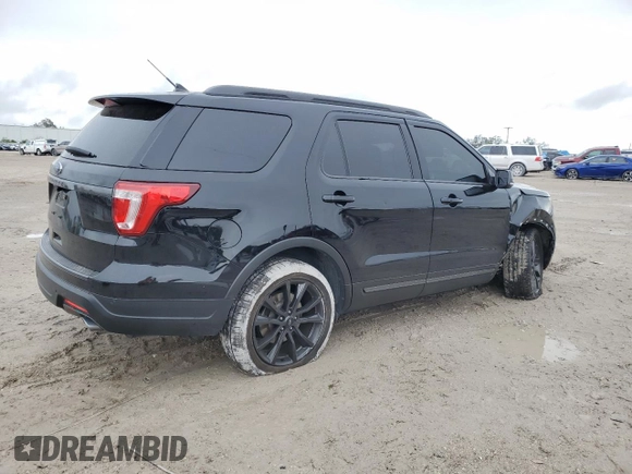2018 Ford Explorer XLT with VIN 1FM5K7D89JGC52102, listed as a Copart auction lot 41953375 with 49,400 mi miles and Salvage title. Bid and sale history available at DreamBid. Image 3.