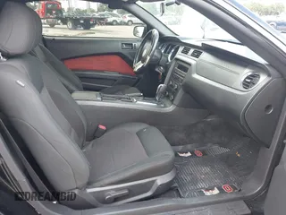 2014 Ford Mustang V6 с VIN 1ZVBP8EM6E5293246, выставлен на аукционе IAAI как лот 42518682 с пробегом 137 578 миль миль и . История ставок и продаж доступна на DreamBid. Изображение 5.