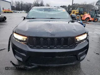 2023 Jeep Grand Cherokee Altitude z VIN 1C4RJGAG0PC629839, wystawiony jako Copart lot #41380015 z przebiegiem 19 540 mil mil oraz Szkoda całkowita • Salvage title. Historia ofert i sprzedaży dostępna na DreamBid. Obrazek 5.