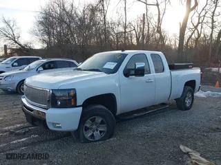 2007 Chevrolet Silverado 1500 LT w/1LT with VIN 1GCEC19J47Z510694, listed as a IAAI auction lot 41474581 with 186,066 mi miles. Bid and sale history available at carsss.com. Image 14.