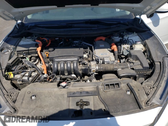 2019 Honda Clarity Plug-In Hybrid Touring with VIN JHMZC5F34KC005974, listed as a Copart auction lot 69631504 with 18,014 mi miles and Salvage Title. Bid and sale history available at carsss.com. Image 11.