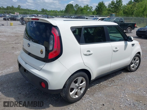 2018 Kia Soul with VIN KNDJN2A21J7561561, listed as a IAAI auction lot 42217257 with 41,911 mi miles and . Bid and sale history available at DreamBid. Image 4.