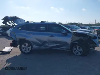 2021 Toyota Highlander L with VIN 5TDZZRAH2MS075954, listed as a IAAI auction lot 41711428 with 145,476 mi miles and . Bid and sale history available at DreamBid. Image 13.