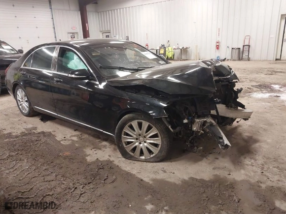 2015 Mercedes-Benz S-Class S 550 with VIN WDDUG8FB9FA070884, listed as a IAAI auction lot 41699431 with 154,273 mi miles. Bid and sale history available at carsss.com. Image 1.