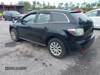 2011 Mazda CX-7 i SV z VIN JM3ER2A50B0391551, wystawiony jako IAAI lot #42417510 z przebiegiem 126 634 mil mil oraz . Historia ofert i sprzedaży dostępna na DreamBid. Obrazek 3.