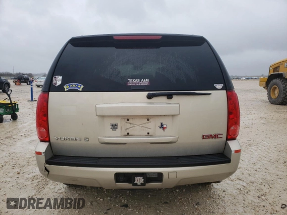 2008 GMC Yukon SLE w/3SA with VIN 1GKFC13C38R102627, listed as a Copart auction lot 87934925 with 196,107 mi miles and Clean Title. Bid and sale history available at carsss.com. Image 6.
