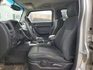 2006 Hummer H3 with VIN 5GTDN136968124294, listed as a Copart auction lot 82844544 with 135,828 mi miles and Clean Title. Bid and sale history available at carsss.com. Image 7.