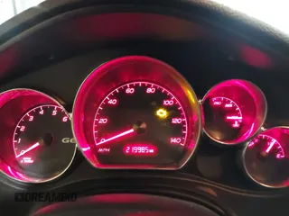 2006 Pontiac G6 GTP z VIN 1G2ZM571664226430, wystawiony jako IAAI lot #41315375 z przebiegiem 219 985 mil mil oraz . Historia ofert i sprzedaży dostępna na DreamBid. Obrazek 7.