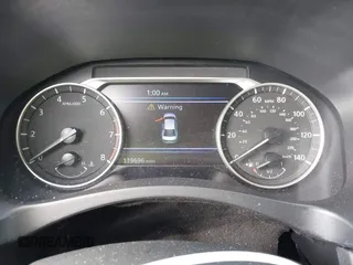 2020 Nissan Altima SR z VIN 1N4BL4CVXLN303542, wystawiony jako IAAI lot #41891000 z przebiegiem 119 696 mil mil oraz . Historia ofert i sprzedaży dostępna na DreamBid. Obrazek 7.