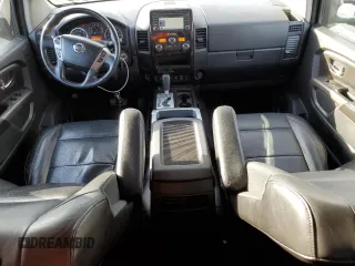 2015 Nissan Titan SV with VIN 1N6BA0ED9FN509000, listed as a Copart auction lot 81986934 with 121,338 mi miles and Salvage title. Bid and sale history available at DreamBid. Image 8.