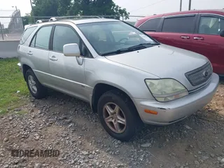 2001 Lexus RX 300 z VIN JTJGF10U610113018, wystawiony jako IAAI lot #42485279 z przebiegiem 112 152 mil mil oraz . Historia ofert i sprzedaży dostępna na DreamBid. Obrazek 1.