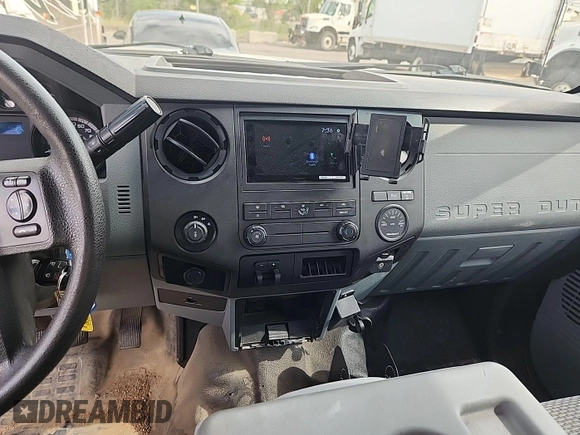 2014 Ford F-250 XL with VIN 1FT7X2B6XEEB53759, listed as a IAAI auction lot 42624858 with 118,283 mi miles and . Bid and sale history available at DreamBid. Image 27.
