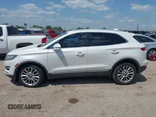 2016 Lincoln MKC Reserve with VIN 5LMCJ3C95GUJ28431, listed as a IAAI auction lot 42049971 with 207,183 mi miles and . Bid and sale history available at DreamBid. Image 14.