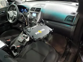 2015 Ford Utility Police Interceptor with VIN 1FM5K8AR4FGC26971, listed as a Copart auction lot 89174345 with 190,101 mi miles and Clean Title. Bid and sale history available at carsss.com. Image 8.
