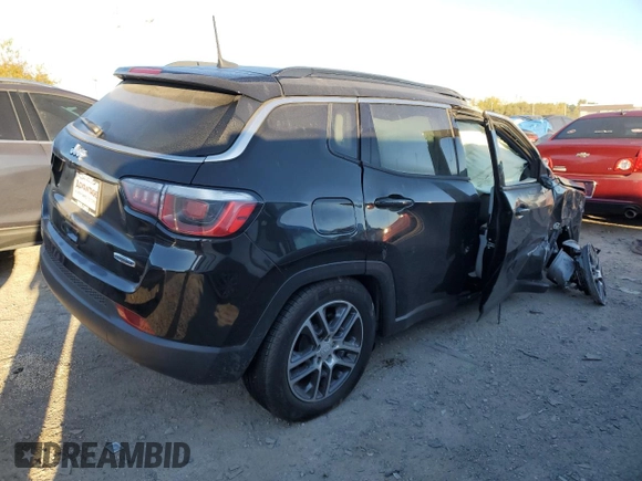 2019 Jeep Compass Altitude with VIN 3C4NJCBB4KT685886, listed as a Copart auction lot 74111314 with 24,455 mi miles and Salvage Title. Bid and sale history available at carsss.com. Image 3.