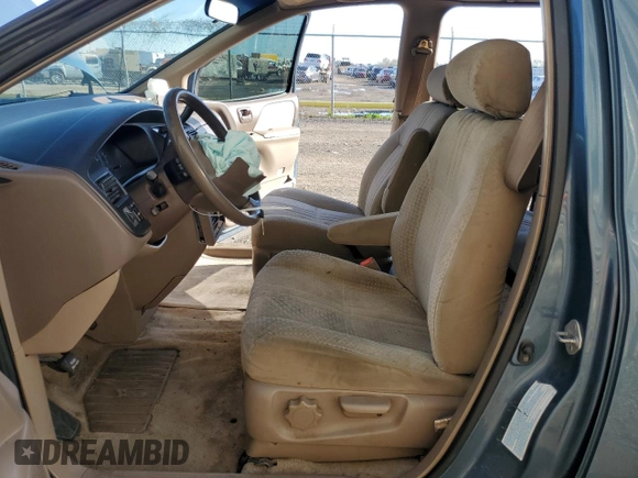 2000 Toyota Sienna CE with VIN 4T3ZF19C1YU285114, listed as a Copart auction lot 87158574 with 267,168 mi miles and Salvage Title. Bid and sale history available at carsss.com. Image 7.