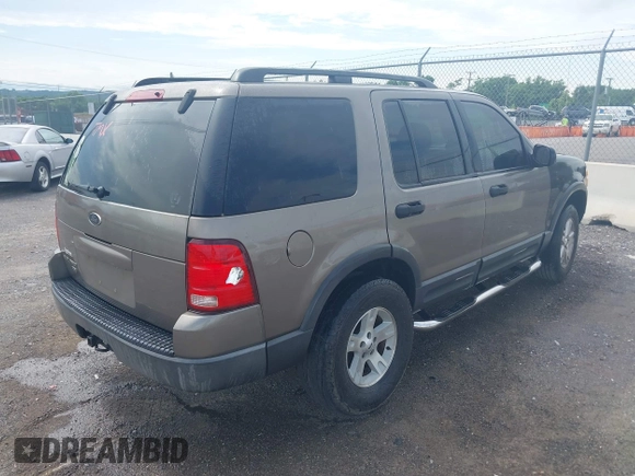 2003 Ford Explorer XLT with VIN 1FMZU63KX3UB09246, listed as a IAAI auction lot 42470144 with 247,966 mi miles and . Bid and sale history available at DreamBid. Image 4.