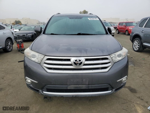 2013 Toyota Highlander with VIN 5TDZK3EH9DS136938, listed as a Copart auction lot 42528195 with 162,545 mi miles and Salvage Title. Bid and sale history available at carsss.com. Image 5.