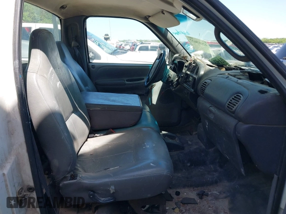 1999 Dodge Ram 2500 with VIN 3B7KC26Z0XM582397, listed as a IAAI auction lot 42015637 with 188,837 mi miles. Bid and sale history available at carsss.com. Image 5.