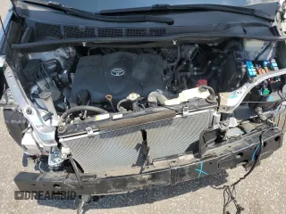 2017 Toyota Sienna XLE Auto Access Seat with VIN 5TDYZ3DC2HS815159, listed as a Copart auction lot 63634705 with 121,594 mi miles and Salvage title. Bid and sale history available at DreamBid. Image 12.