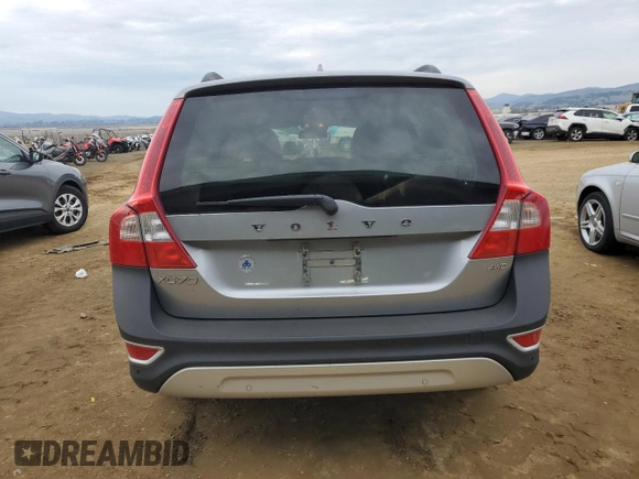 2012 Volvo XC70 3.2L with VIN YV4952BZ5C1132215, listed as a Copart auction lot 86011254 with 222,205 mi miles and Clean Title. Bid and sale history available at DreamBid. Image 6.