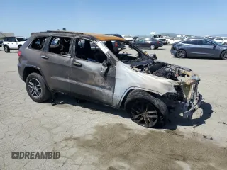 2018 Jeep Grand Cherokee Limited with VIN 1C4RJFBG3JC391033, listed as a Copart auction lot 53092215 with Not provided miles and Non repairable. Bid and sale history available at DreamBid. Image 4.