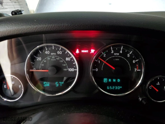 2018 Jeep Wrangler JK Unlimited Sahara with VIN 1C4HJWEGXJL873151, listed as a Copart auction lot 83946904 with 65,230 mi miles and Salvage Title. Bid and sale history available at carsss.com. Image 9.