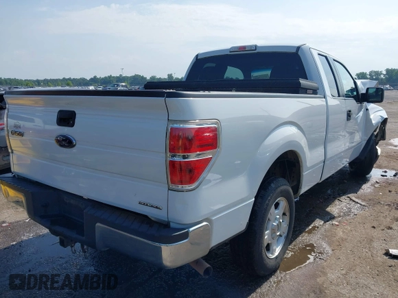 2014 Ford F-150 XL with VIN 1FTEX1CM8EFD04090, listed as a IAAI auction lot 42322851 with Not provided miles and . Bid and sale history available at DreamBid. Image 4.
