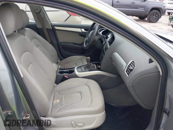 2009 Audi A4 z VIN WAUSF98K89N073051, wystawiony jako IAAI lot #41601325 z przebiegiem 163 475 mil mil oraz . Historia ofert i sprzedaży dostępna na DreamBid. Obrazek 5.